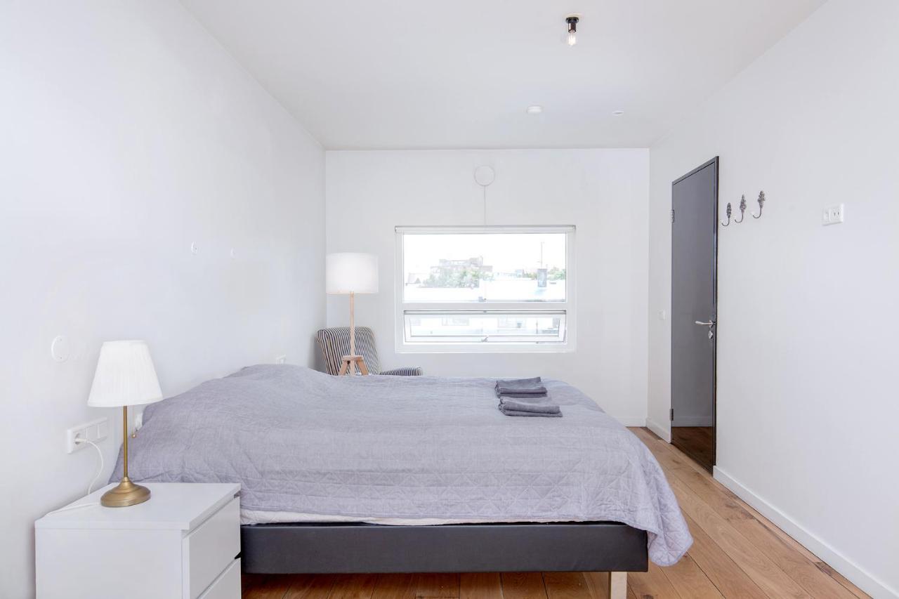Penthouse Apartment On The Main Shopping Street 레이캬비크 외부 사진