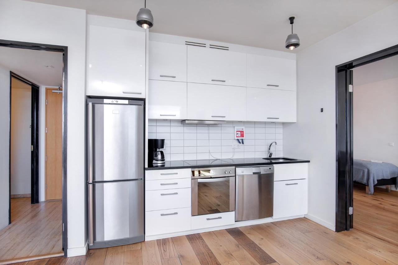 Penthouse Apartment On The Main Shopping Street 레이캬비크 외부 사진